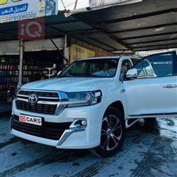 تويوتا لاندكروزر